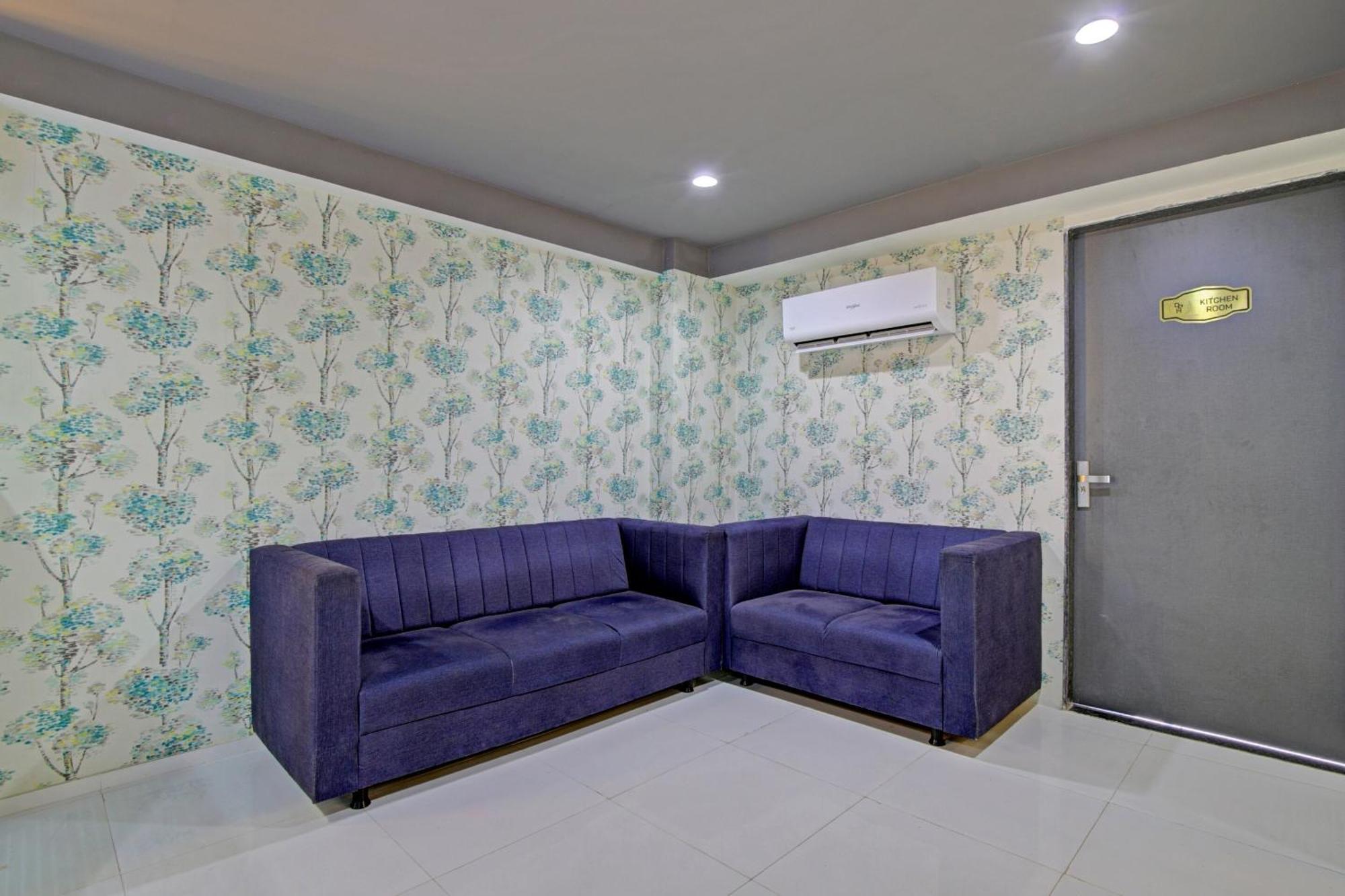 סוראט Collection O De'Pearl Hotel מראה חיצוני תמונה